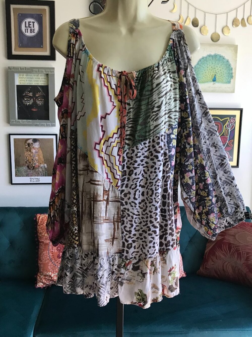 SACRED THREADS size XL Patchwork Cold Shoulder Boho Ruffle Trim Tunic NWT